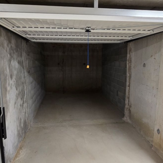 Annonces FRONTIGNAN : Parking | AJACCIO (20090) | 13.27m2 | 120 € 