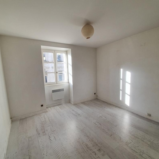  Agence ANJ immobilier : Appartement | ROMANS-SUR-ISERE (26100) | 100 m2 | 85 000 € 