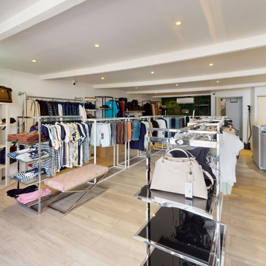  Agence ANJ immobilier : Local / Bureau | FRONTIGNAN (34110) | 97 m2 | 70 000 € 