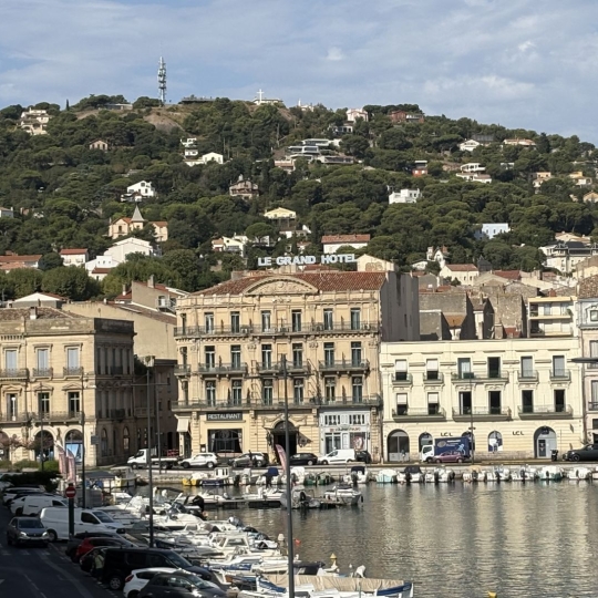  Annonces FRONTIGNAN : Immeuble | SETE (34200) | 350 m2 | 1 350 000 &euro; 