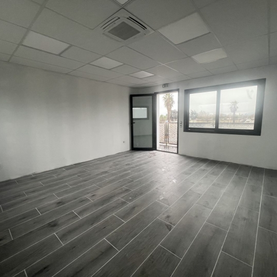  Annonces FRONTIGNAN : Office | SAINT-JEAN-DE-VEDAS (34430) | 25 m2 | 520 &euro; 