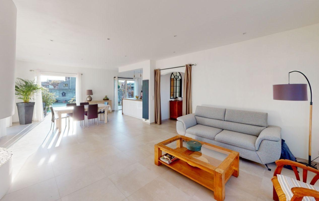 Agence ANJ immobilier : Maison / Villa | FRONTIGNAN (34110) | 140 m2 | 1 800 € 