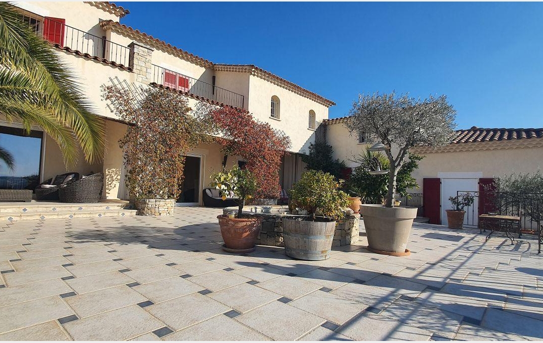 Agence ANJ immobilier : Maison / Villa | NAVACELLES (30580) | 357 m2 | 990 000 € 