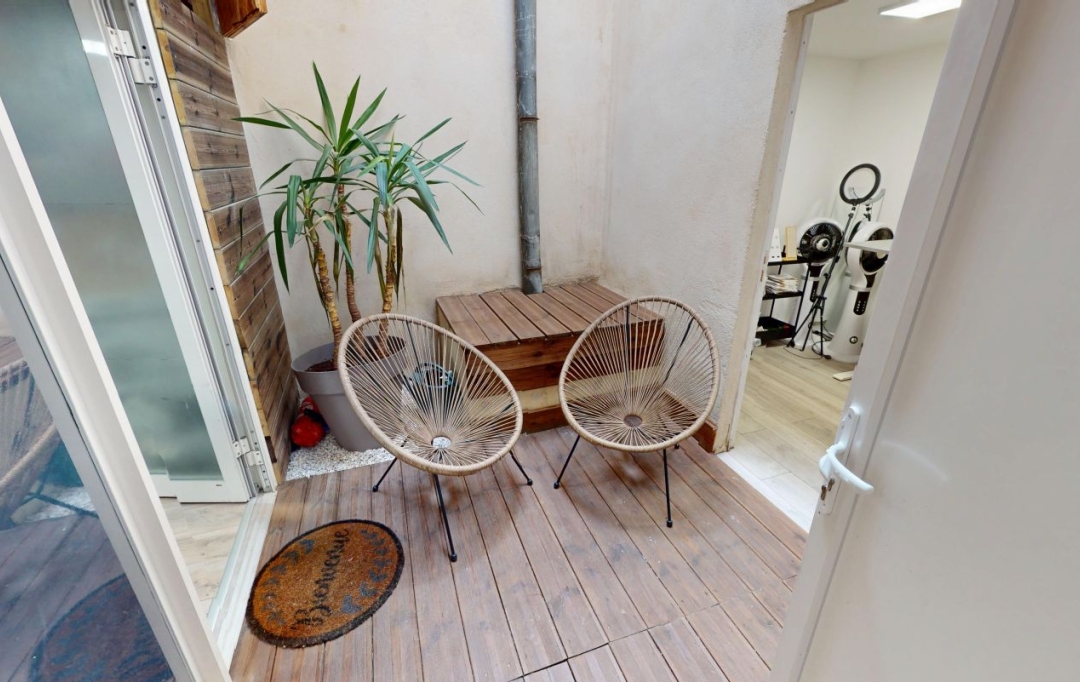 Agence ANJ immobilier : Local / Bureau | FRONTIGNAN (34110) | 97 m2 | 70 000 € 