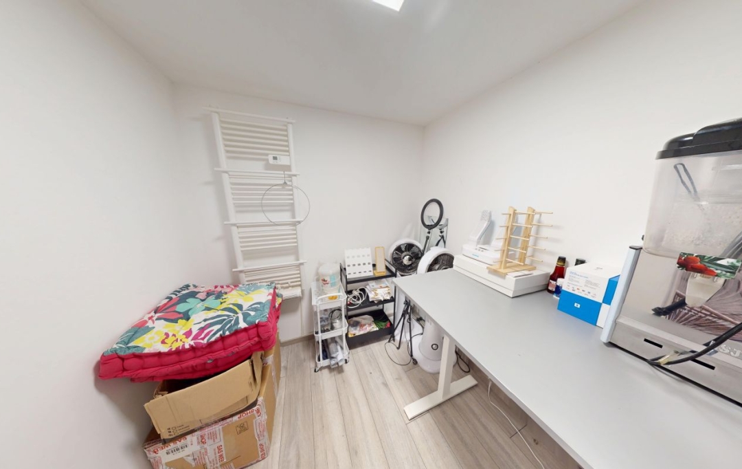 Agence ANJ immobilier : Local / Bureau | FRONTIGNAN (34110) | 97 m2 | 70 000 € 
