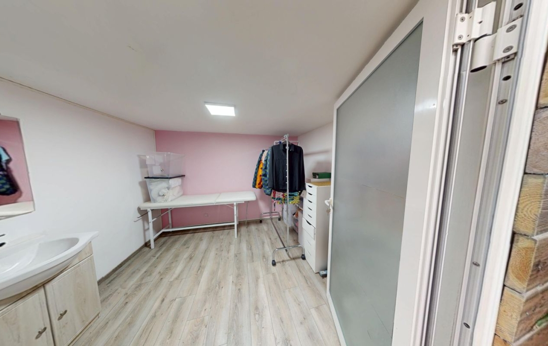 Agence ANJ immobilier : Local / Bureau | FRONTIGNAN (34110) | 97 m2 | 70 000 € 