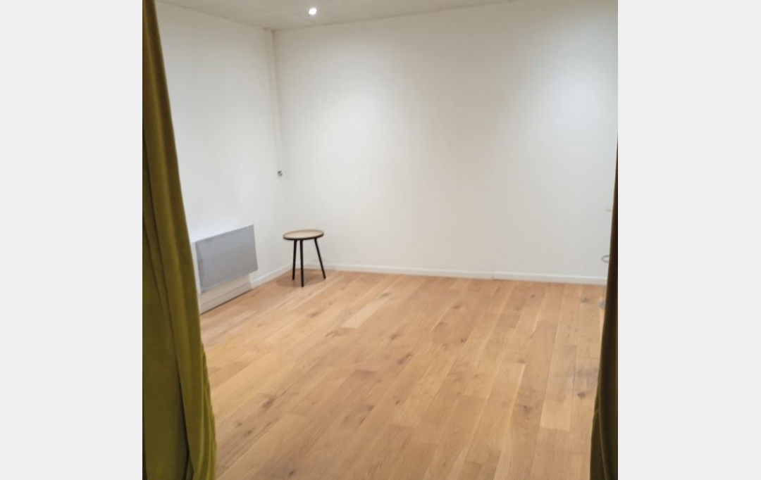 Annonces FRONTIGNAN : Local / Bureau | SETE (34200) | 94 m2 | 35 000 &euro; 