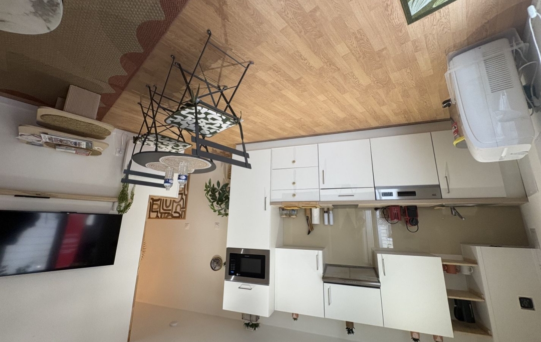Annonces FRONTIGNAN : Building | SETE (34200) | 228 m2 | 750 000 &euro; 