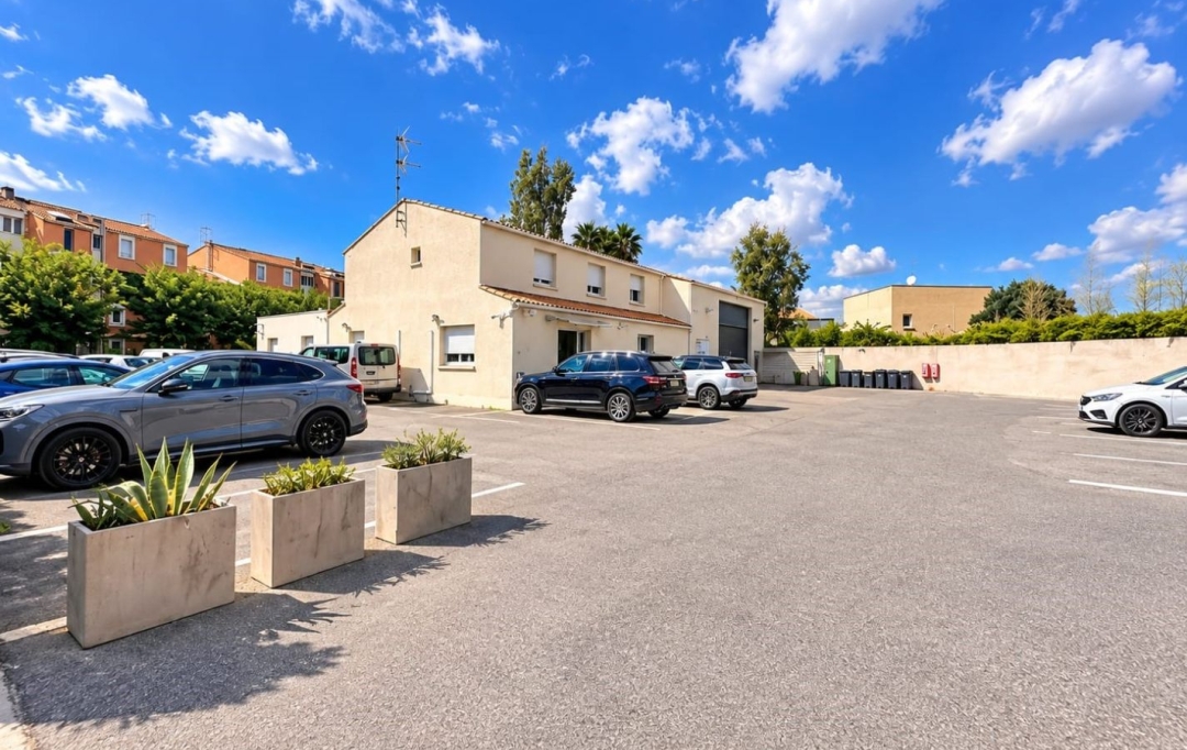 Annonces FRONTIGNAN : Local / Bureau | POUSSAN (34560) | 400 m2 | 940 000 &euro; 