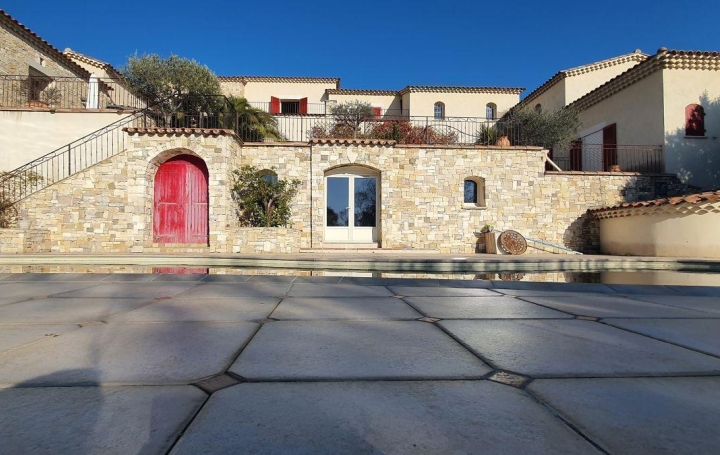 Maison ALES 357 m2 1 144 000 € Maison ALES 357 m2 1 144 000 €