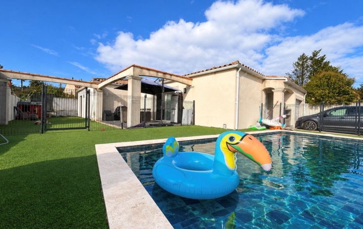 Maison   POUSSAN  117 m2 389 000 € 